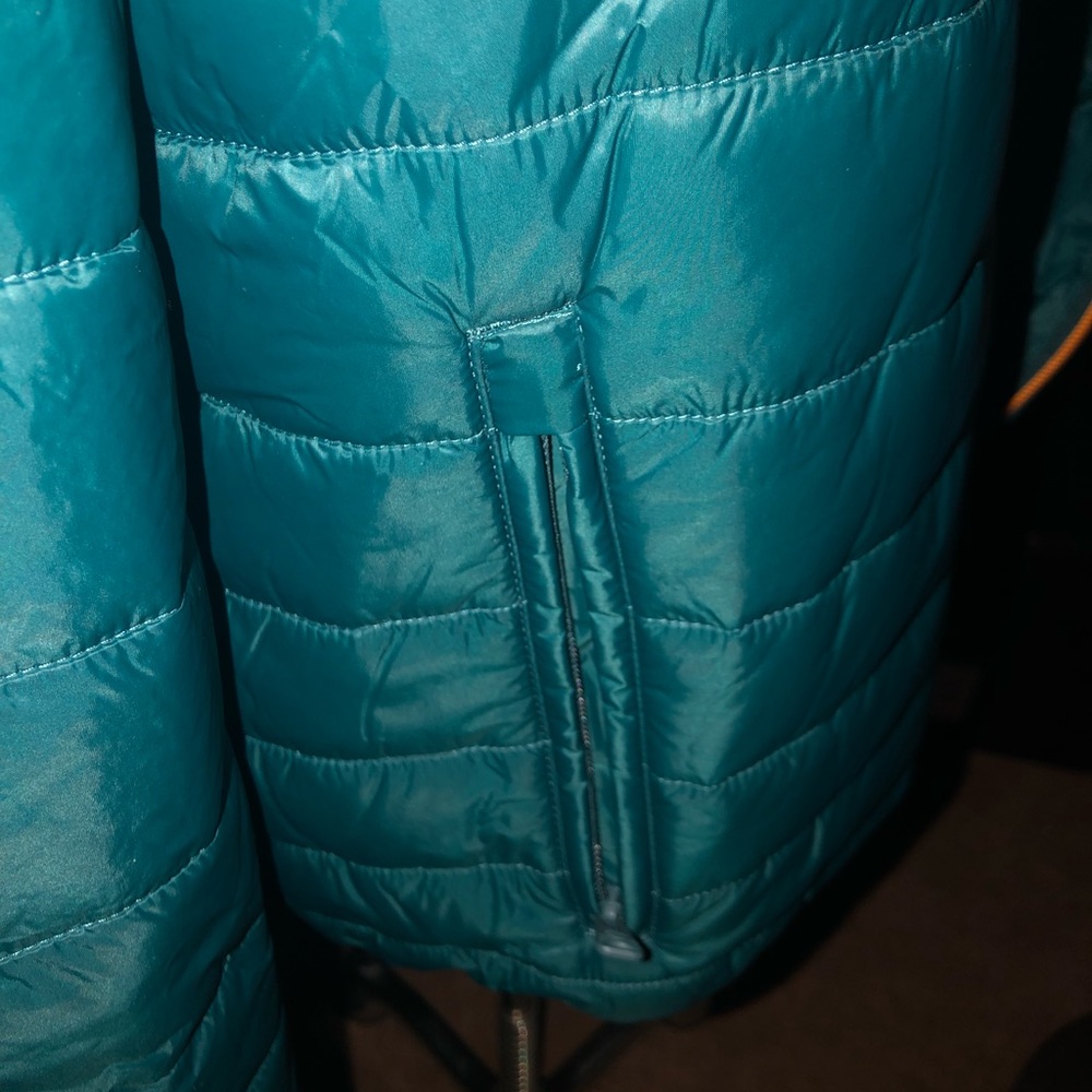 Puffer jacket/coat - Picture 7 of 14